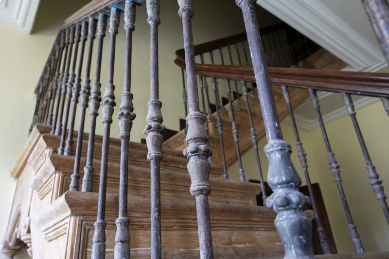 Handrails Replacement in Conroe, TX