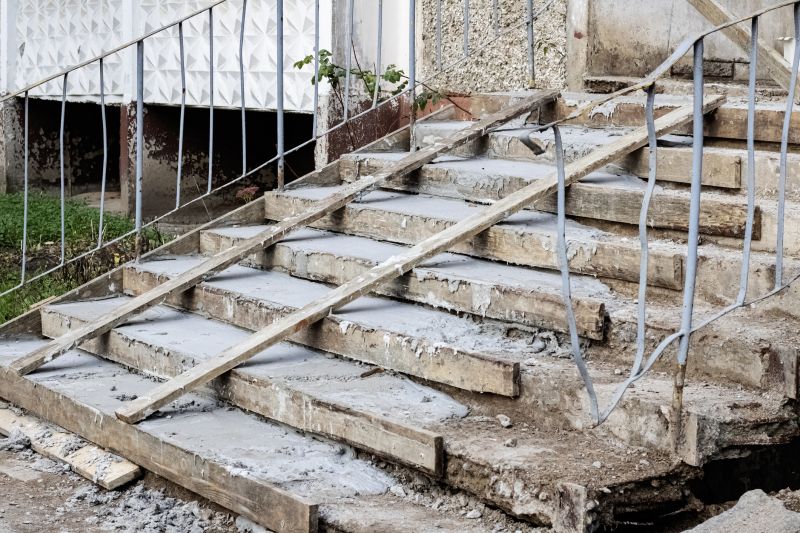 Wood Stair Railing Repair in Conroe, TX